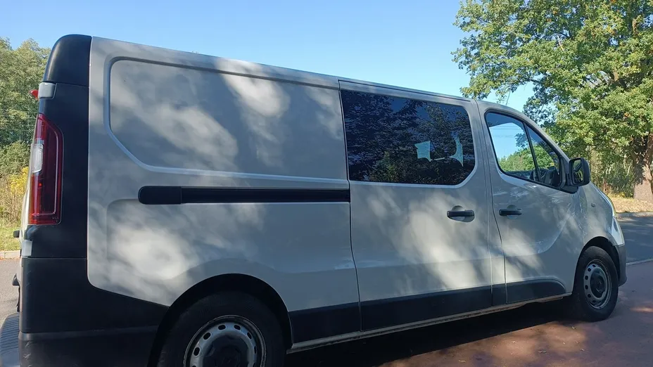 RENAULT Trafic -