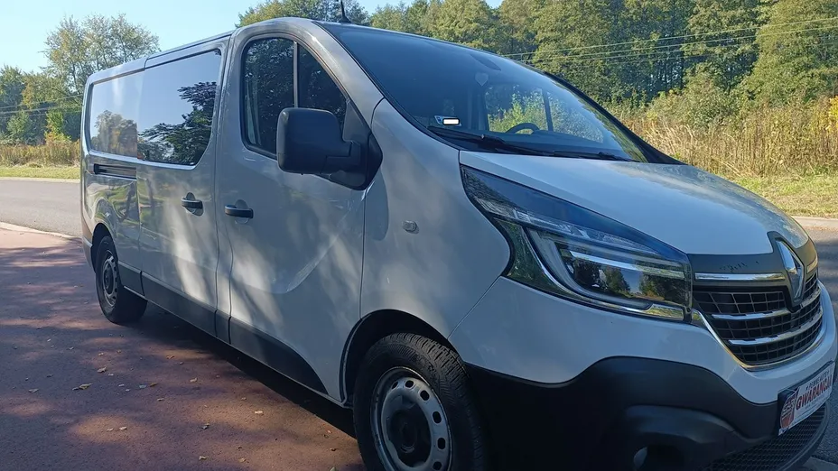 RENAULT Trafic -