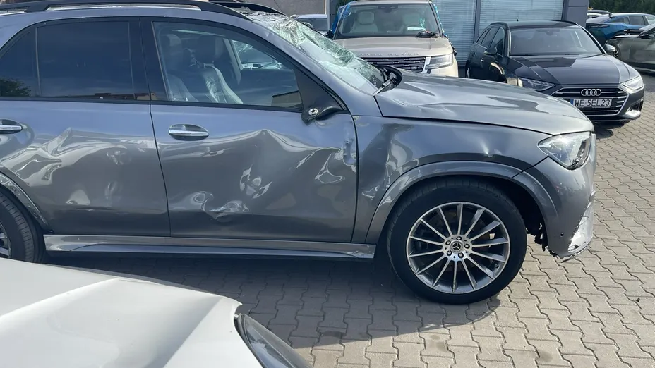 MERCEDES-BENZ GLE -