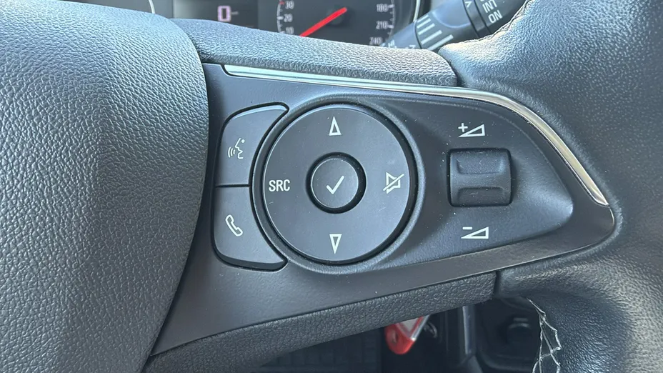 OPEL Crossland -
