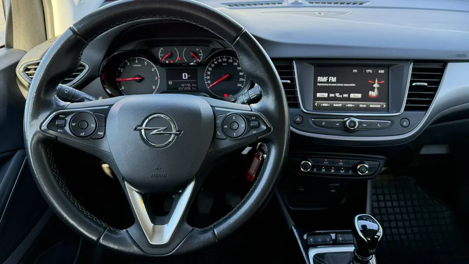 OPEL Crossland -