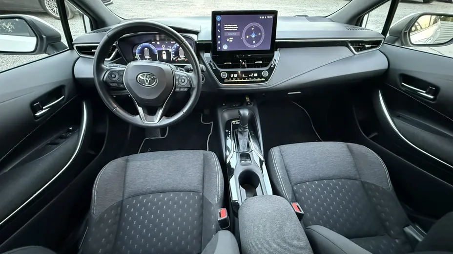 TOYOTA Corolla -