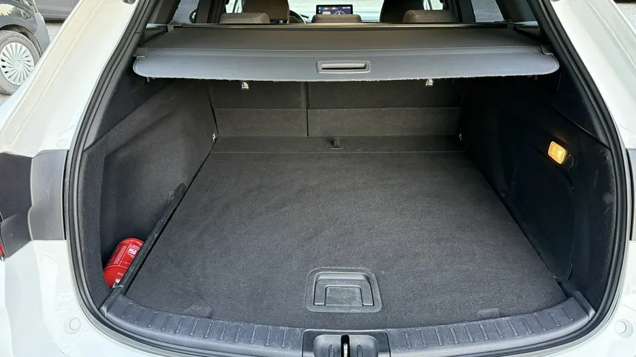 TOYOTA Corolla -