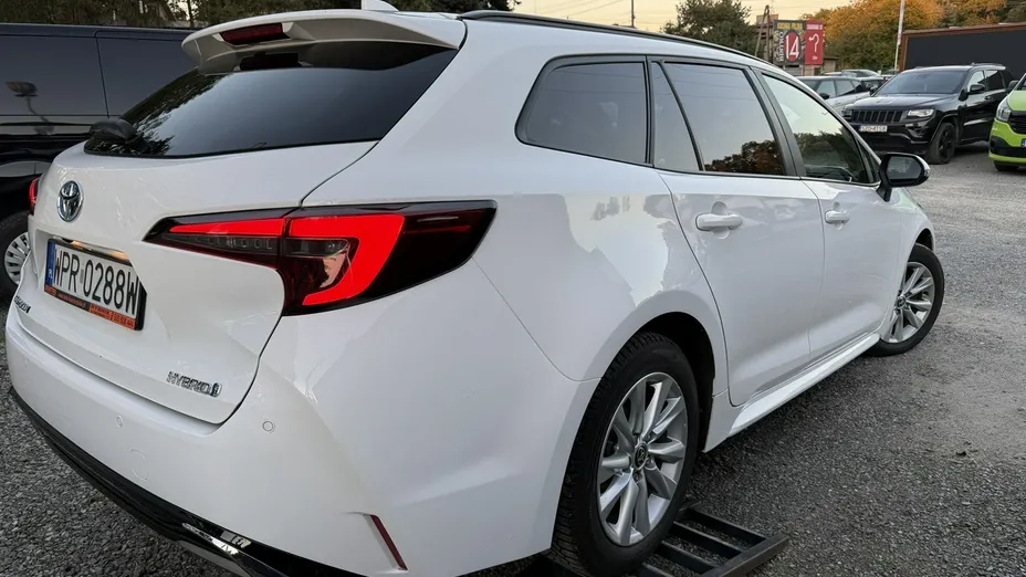 TOYOTA Corolla -