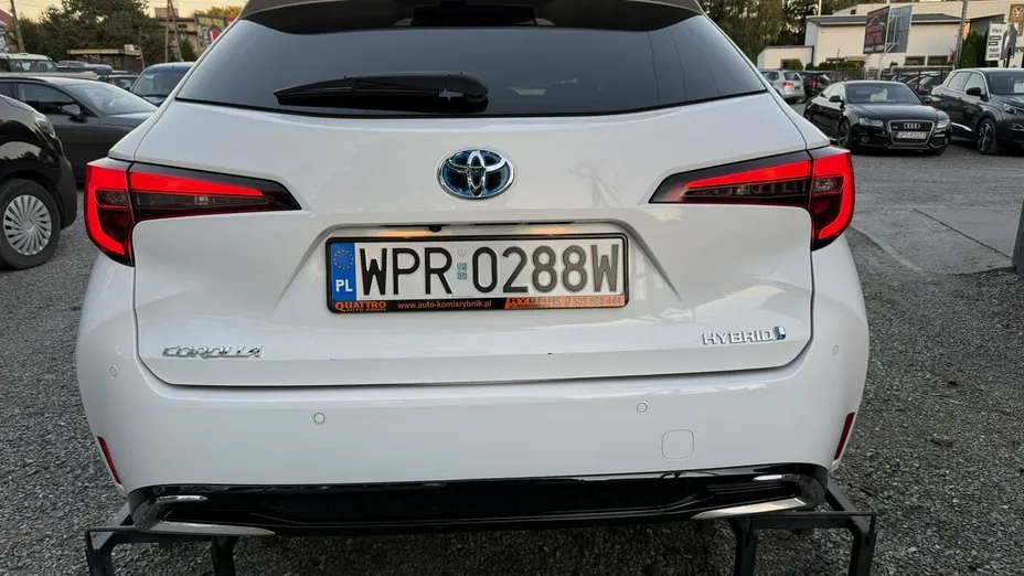 TOYOTA Corolla -