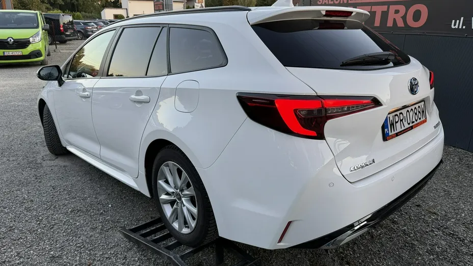TOYOTA Corolla -