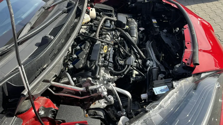 TOYOTA Yaris Cross -