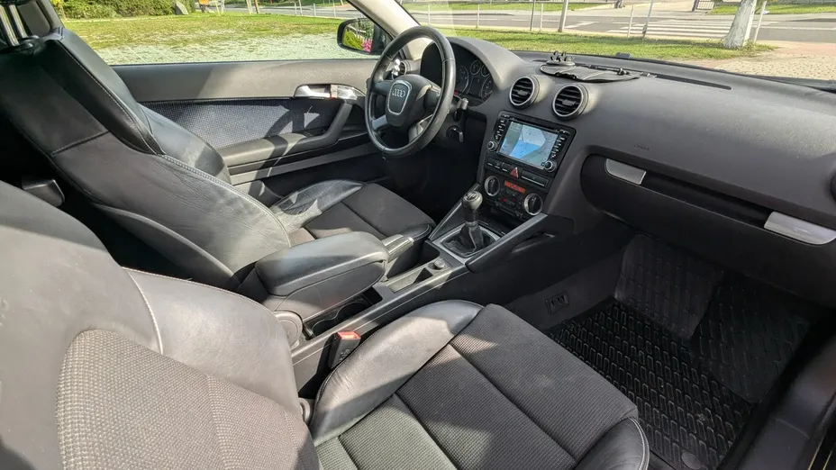 AUDI A3 -