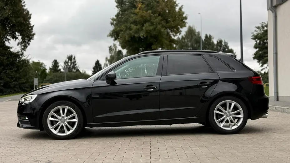 AUDI A3 Sportback -