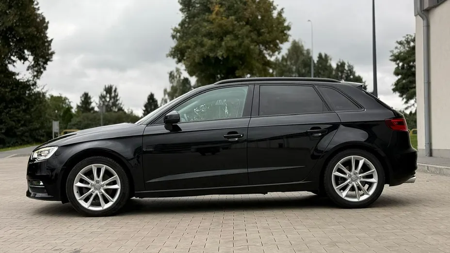 AUDI A3 Sportback -