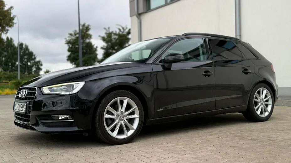 AUDI A3 Sportback -