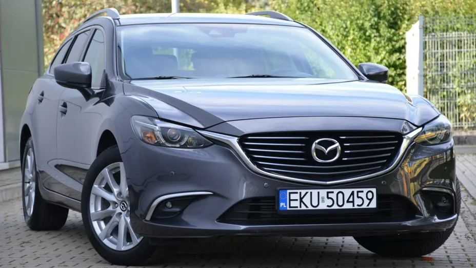MAZDA 6 -