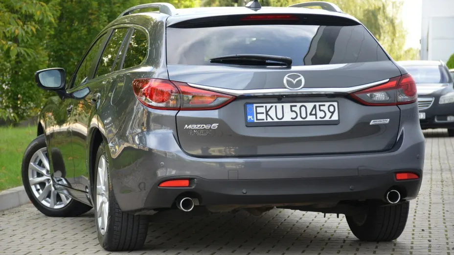 MAZDA 6 -