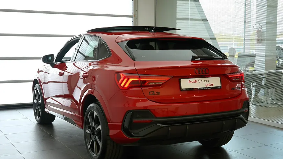 AUDI Q3 Sportback -