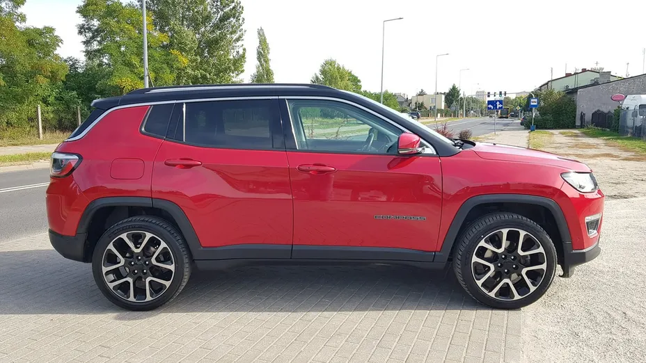 JEEP Compass -