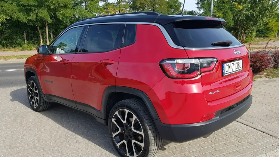 JEEP Compass -