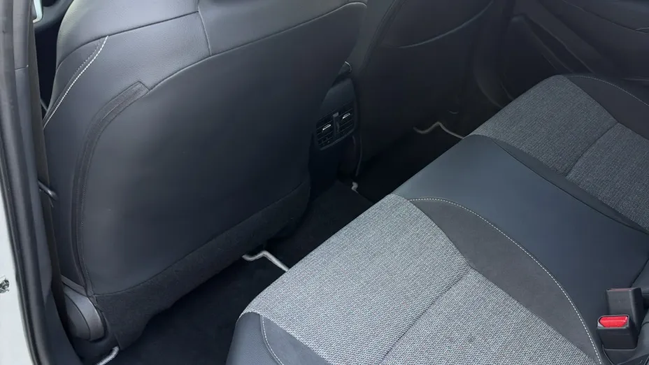 TOYOTA Corolla -