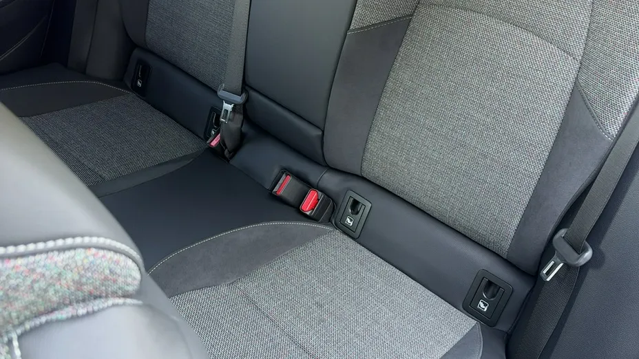 TOYOTA Corolla -