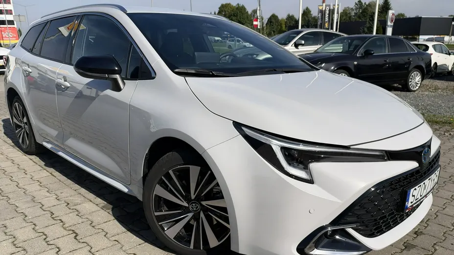 TOYOTA Corolla -