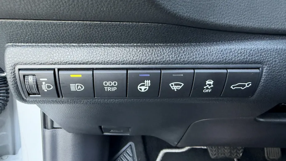 TOYOTA Corolla -