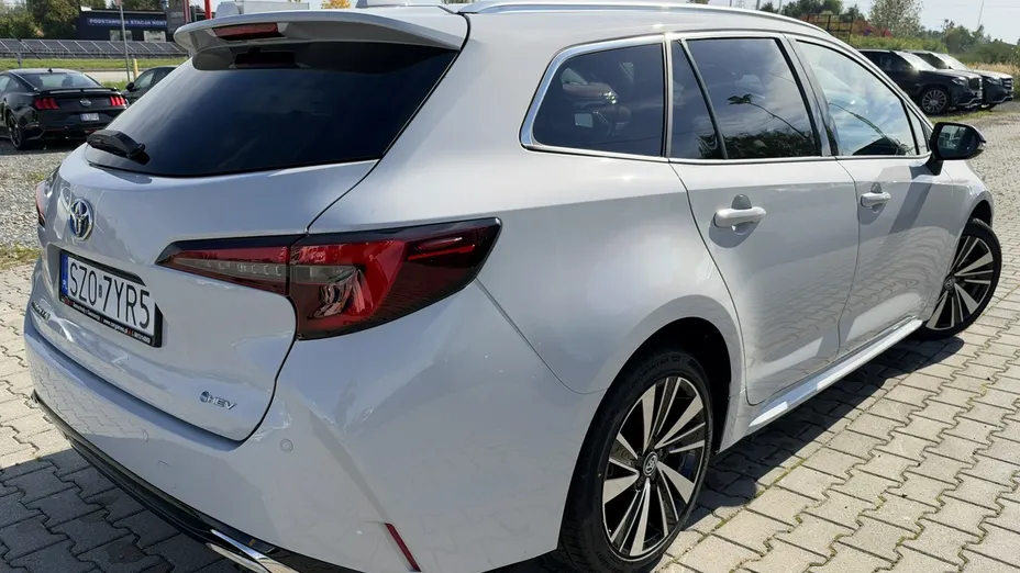 TOYOTA Corolla -