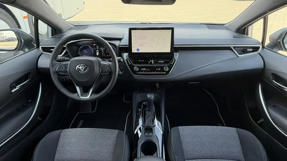 TOYOTA Corolla -