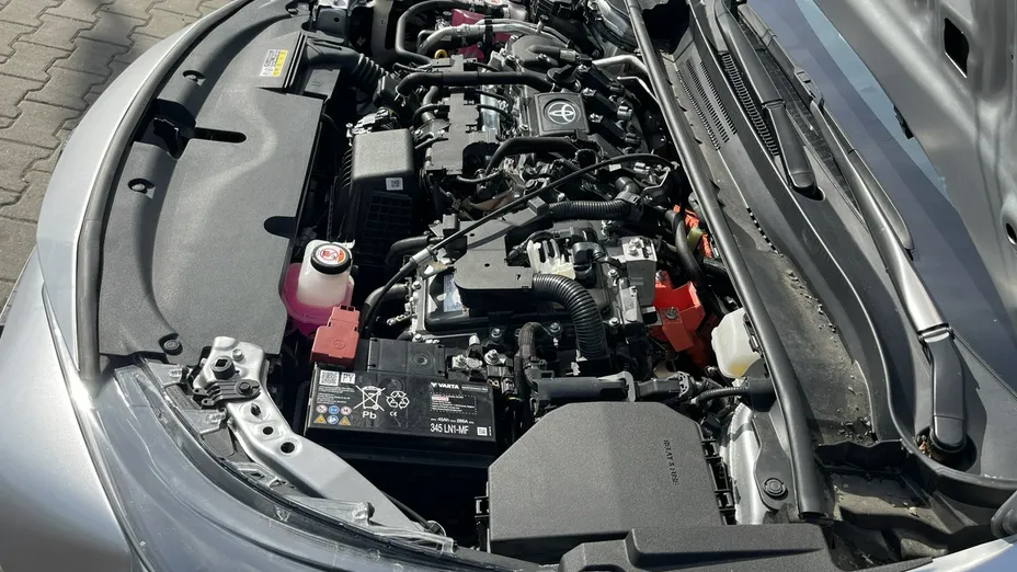 TOYOTA Corolla -