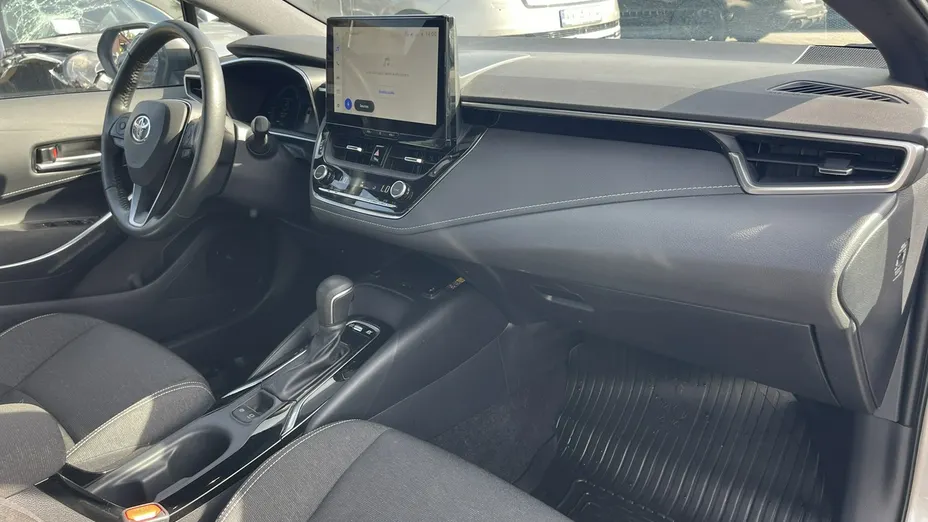 TOYOTA Corolla -