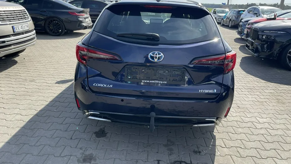 TOYOTA Corolla -