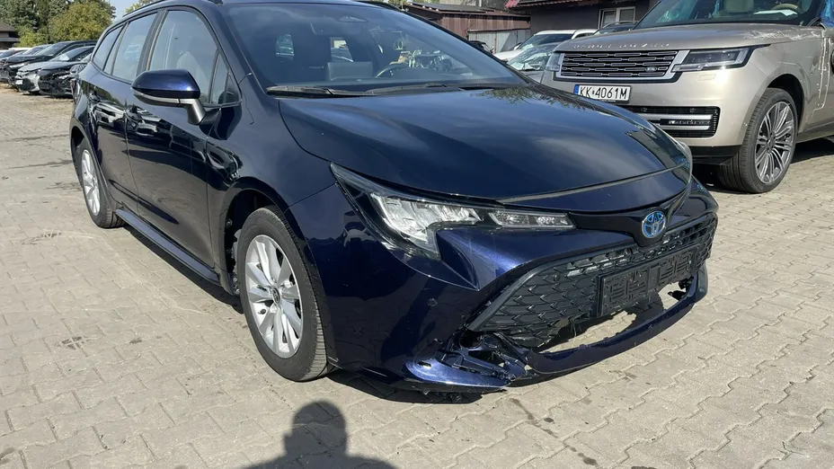 TOYOTA Corolla -