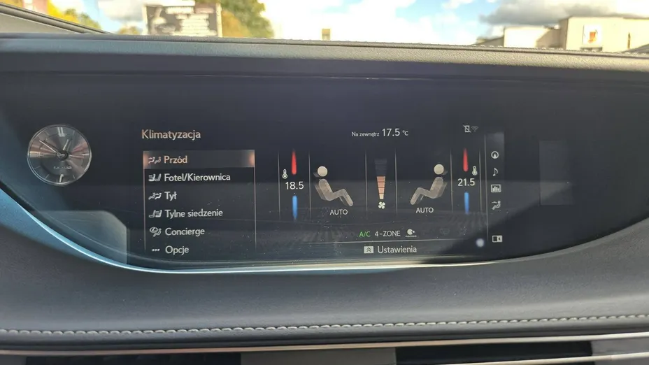 LEXUS LS -