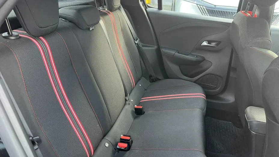 OPEL Corsa -