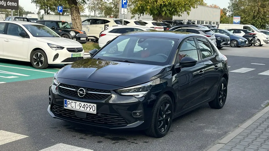 OPEL Corsa -