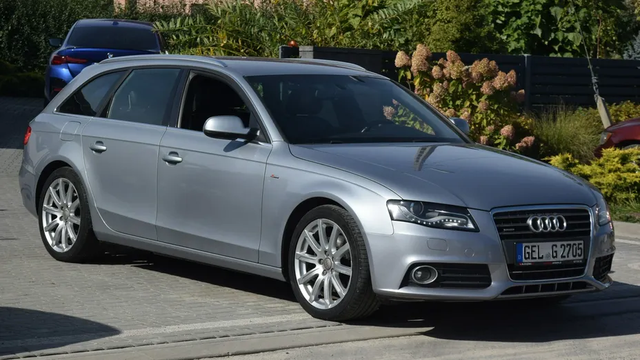 AUDI A4 Avant -