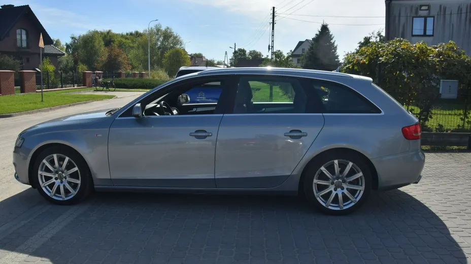 AUDI A4 Avant -