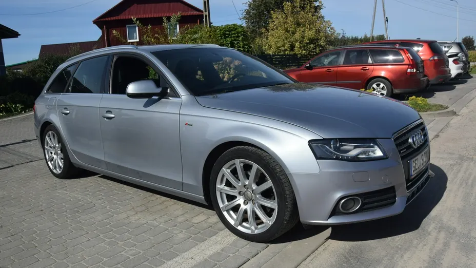 AUDI A4 Avant -