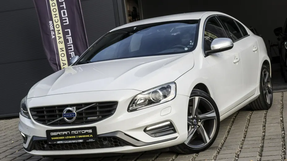 VOLVO S60 -