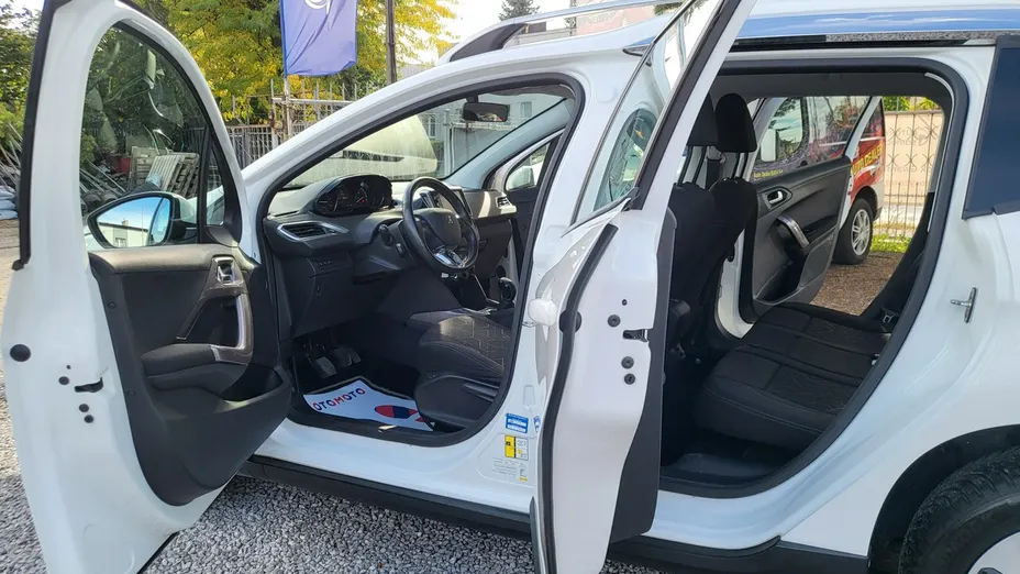 PEUGEOT 2008 -