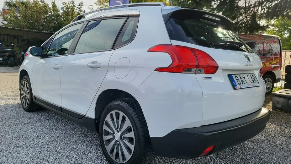 PEUGEOT 2008 -