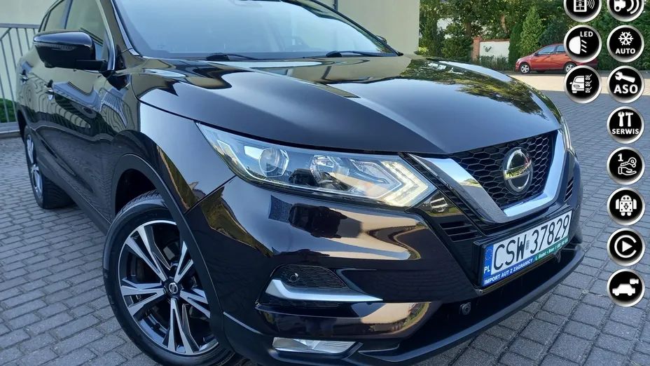 NISSAN Qashqai -