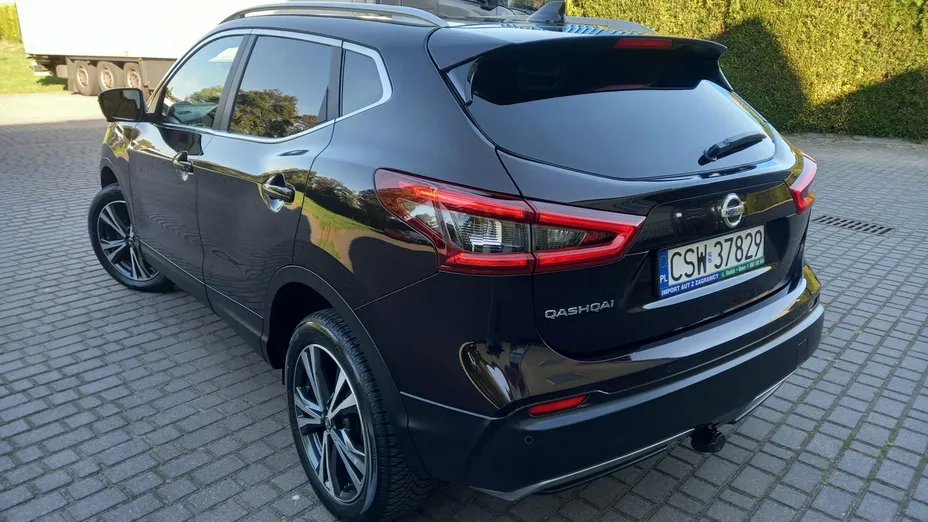 NISSAN Qashqai -