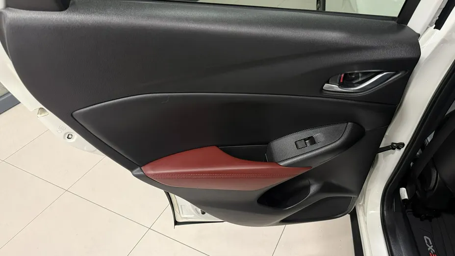 MAZDA CX-3 -