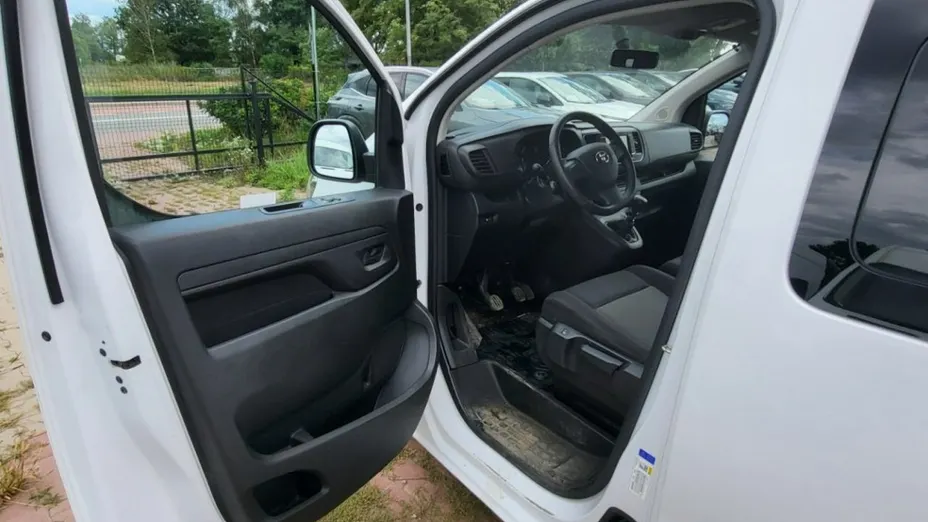 TOYOTA Proace Verso -
