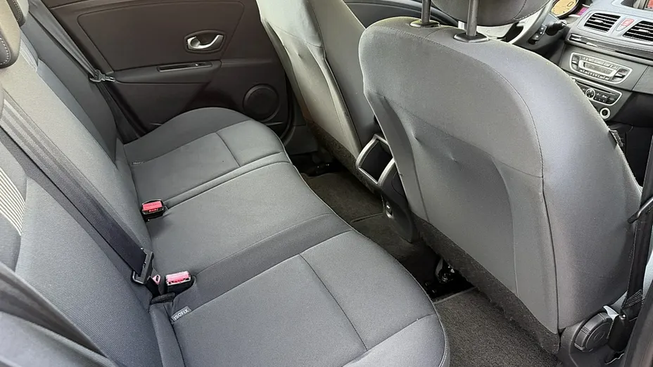 RENAULT Megane -