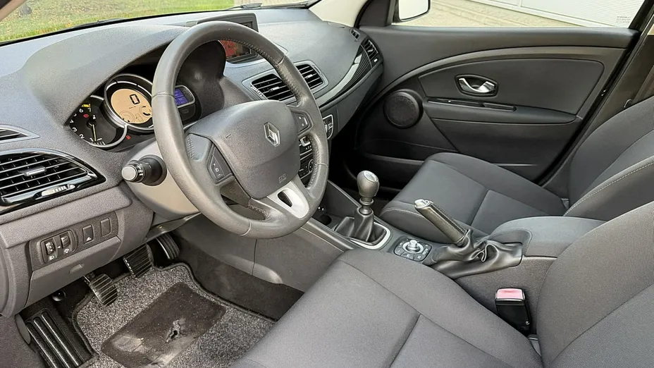 RENAULT Megane -