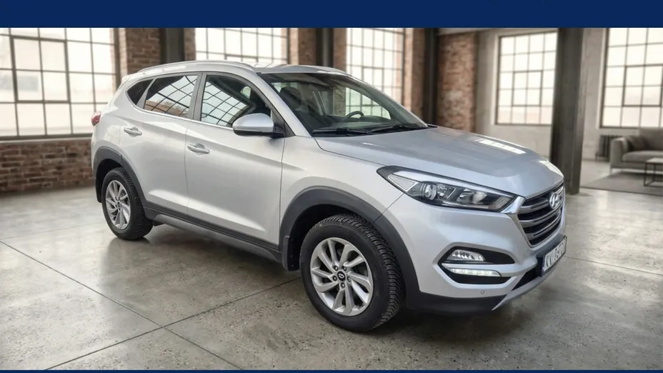 HYUNDAI Tucson -