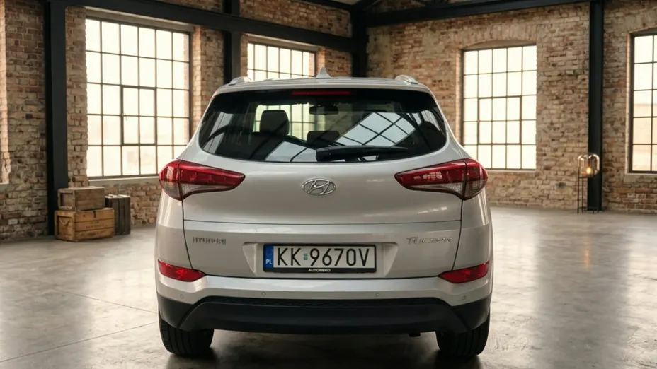 HYUNDAI Tucson -