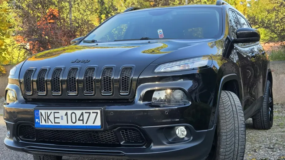 JEEP Cherokee -