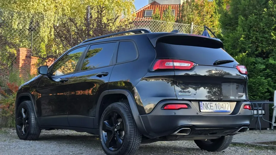 JEEP Cherokee -