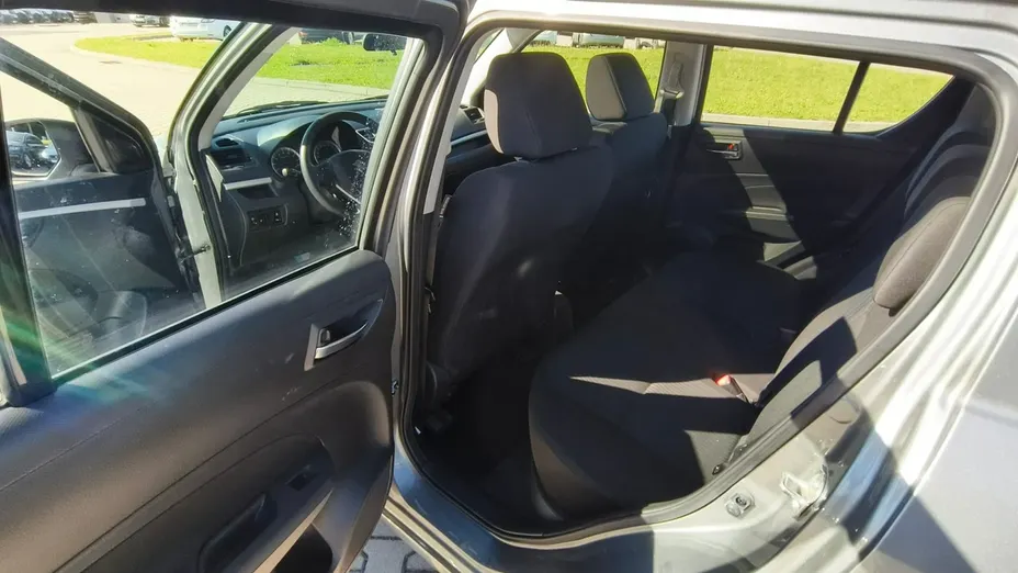 SUZUKI Swift -
